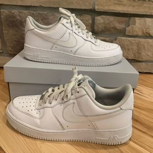 Nike Air Force 1 “Triple White”